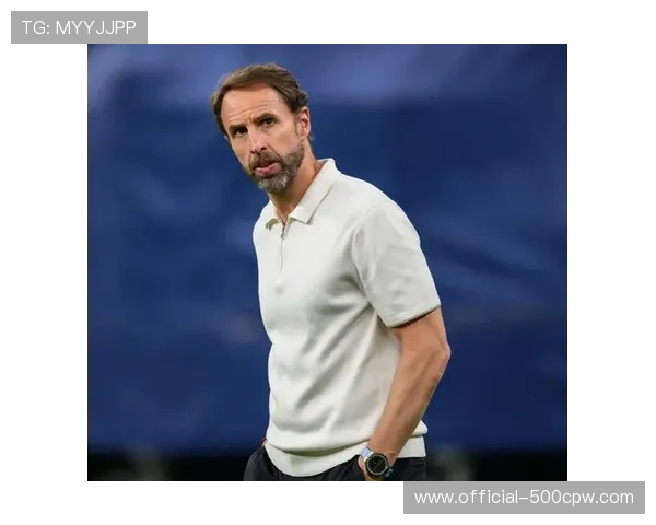 索斯盖特与曼联帅位传闻,英力士关系成关键 索斯盖特与曼联帅位传闻,英力士关系成关键